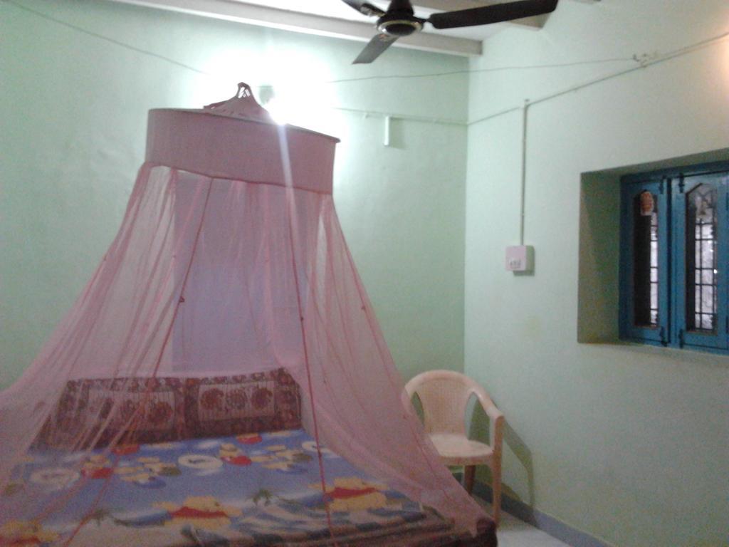 Om Shiva Guest House Hampi Ngoại thất bức ảnh